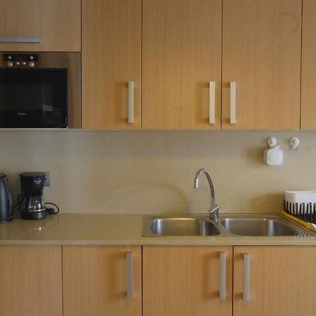 Mazi Apartments Downtown Матаро Екстер'єр фото