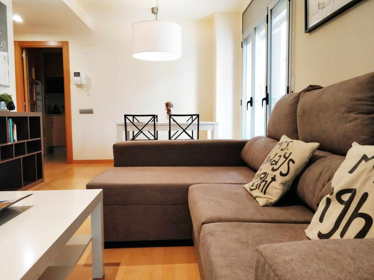 Mazi Apartments Downtown Матаро Екстер'єр фото