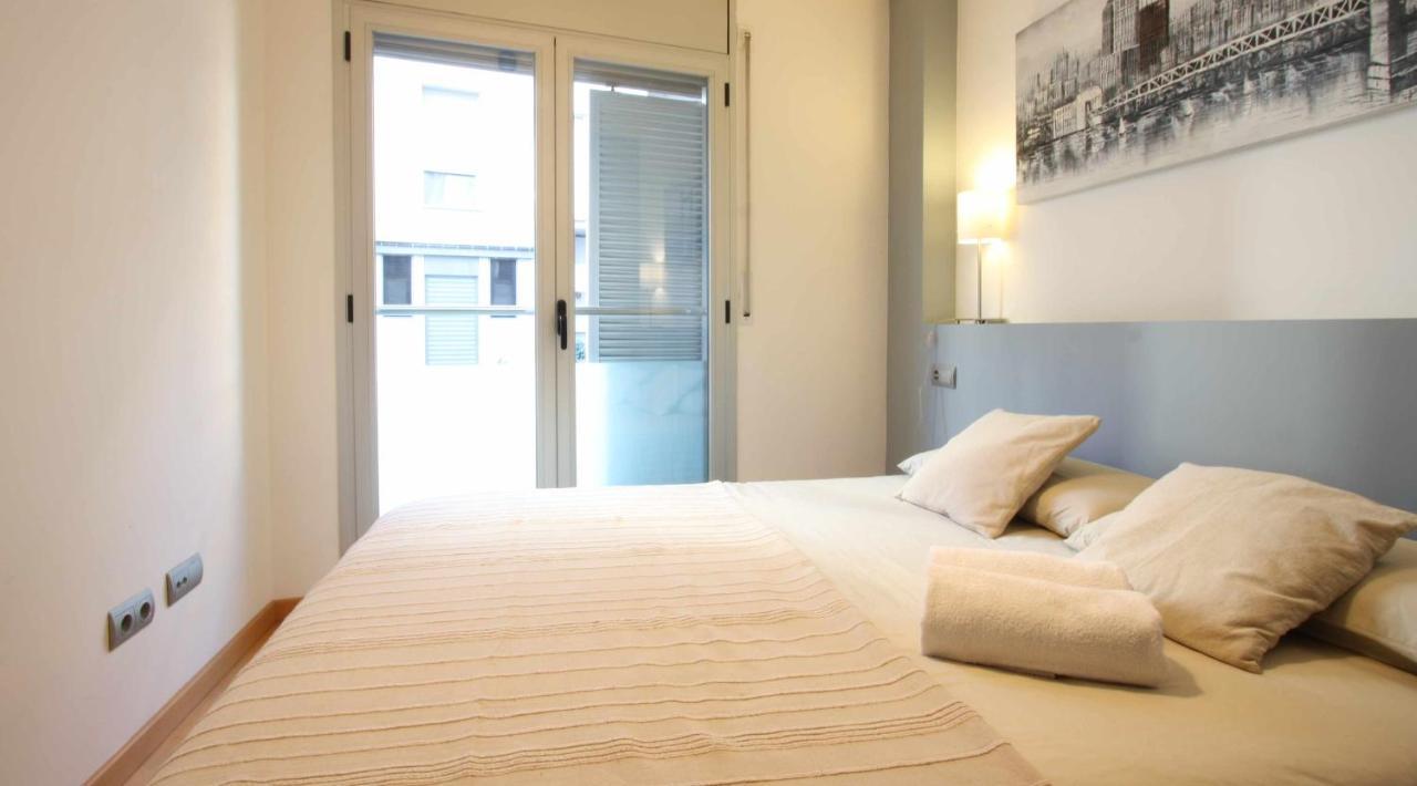 Mazi Apartments Downtown Матаро Екстер'єр фото